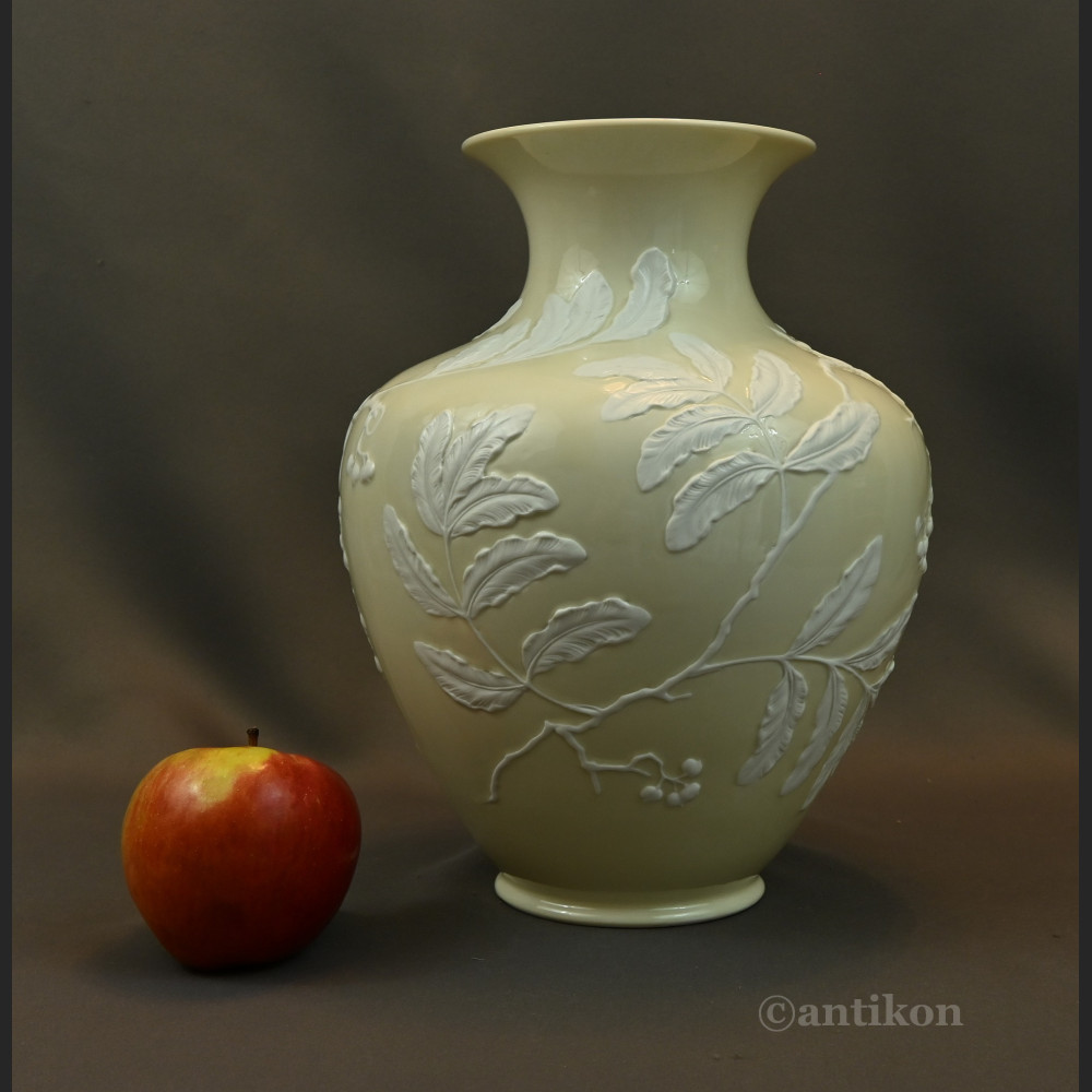 Sygnowany wazon Rosenthal antyczna porcelana Sygnowany wazon Rosenthal antyczna porcelana