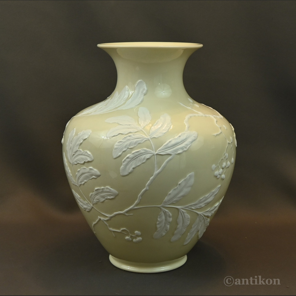 Sygnowany wazon Rosenthal antyczna porcelana Sygnowany wazon Rosenthal antyczna porcelana