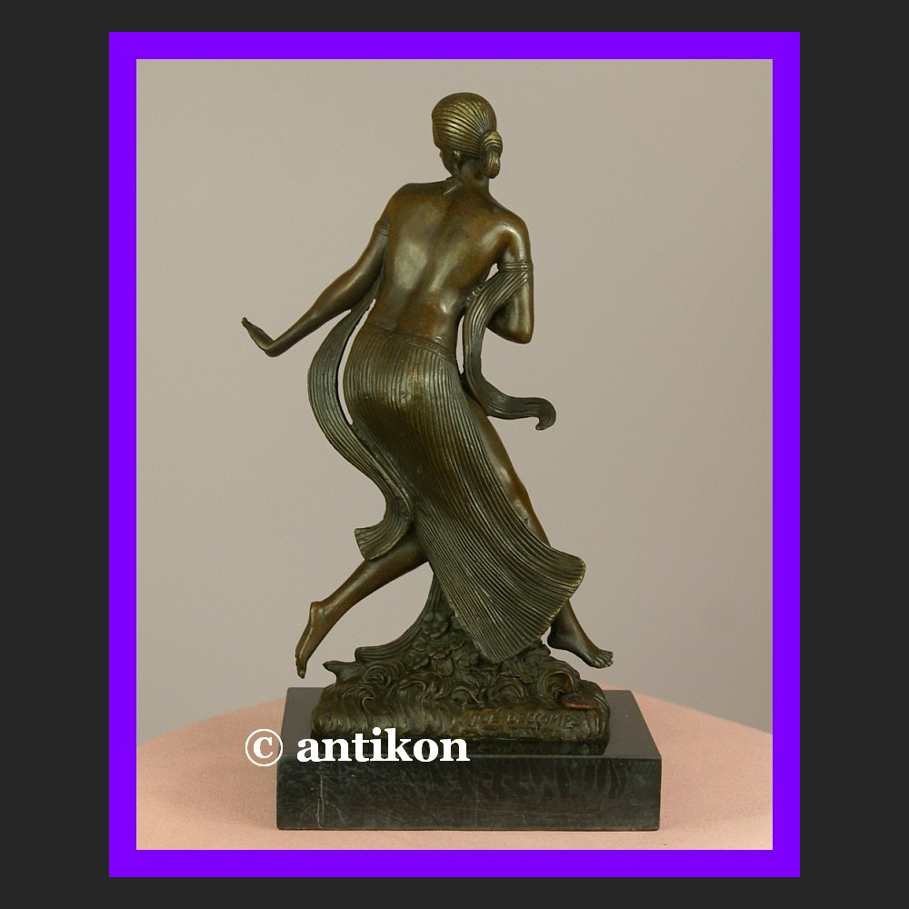 Rzeźba z brązu Art Deco akt 