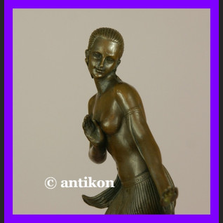 Rzeźba z brązu Art Deco akt 