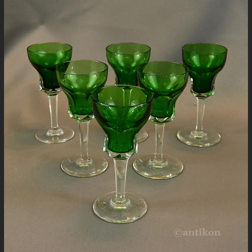 Stare kieliszki secesyjne zielone 