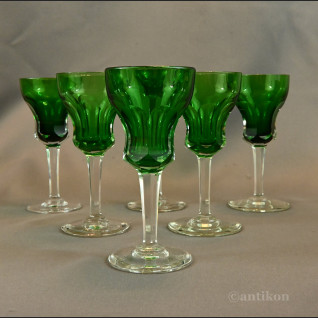 Stare kieliszki secesyjne zielone 