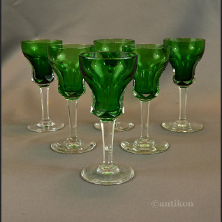 Stare kieliszki secesyjne zielone 