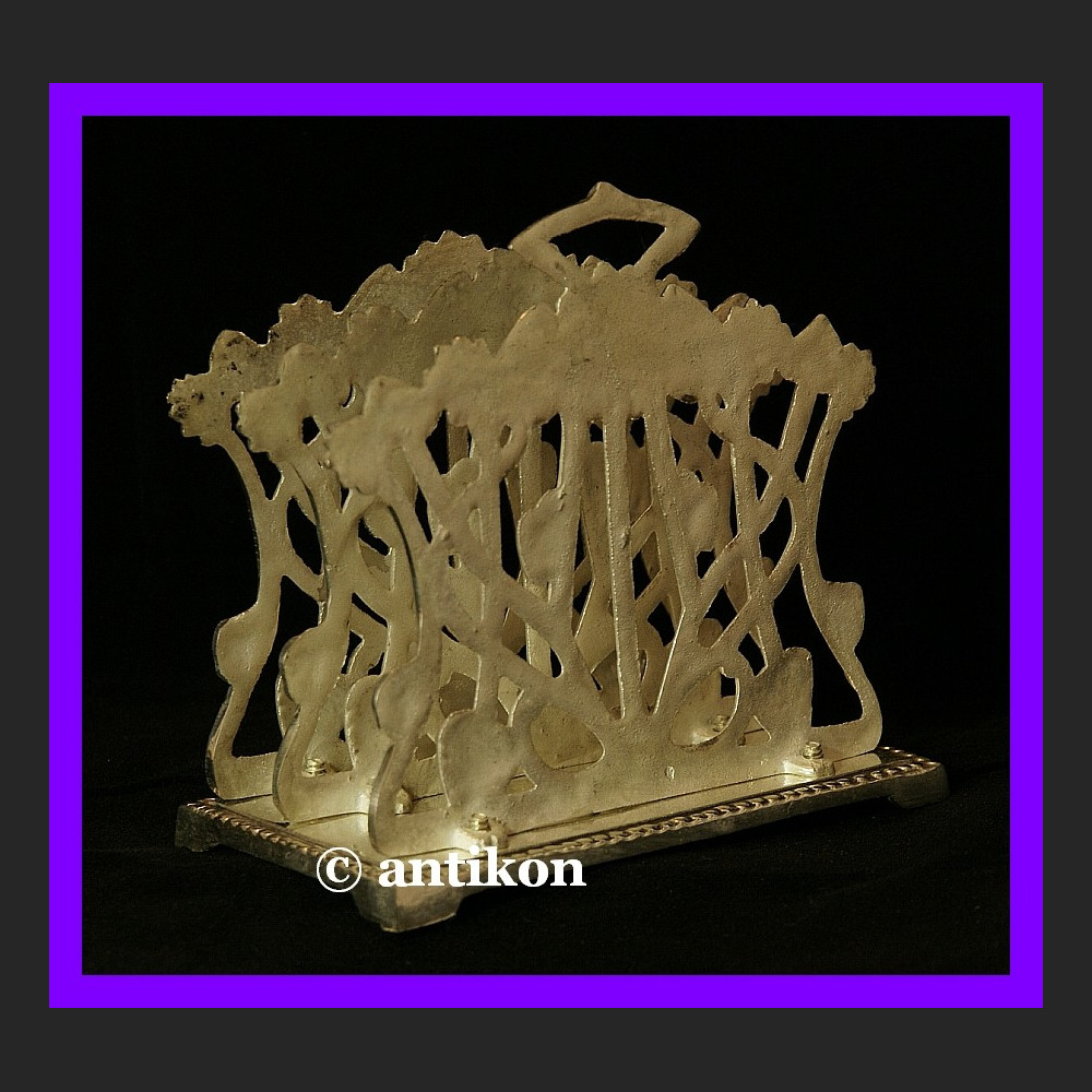 SERWETNIK W STYLU SECESYJNYM SERWETNIK W STYLU SECESYJNYM