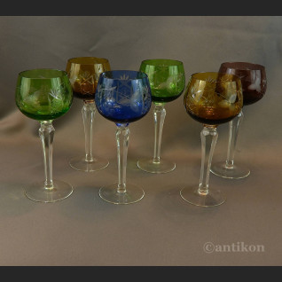 Kryształowe stare kieliszki do wina 