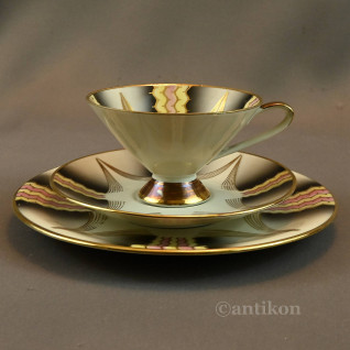 Przedwojenna filiżanka trio Przedwojenna filiżanka trio