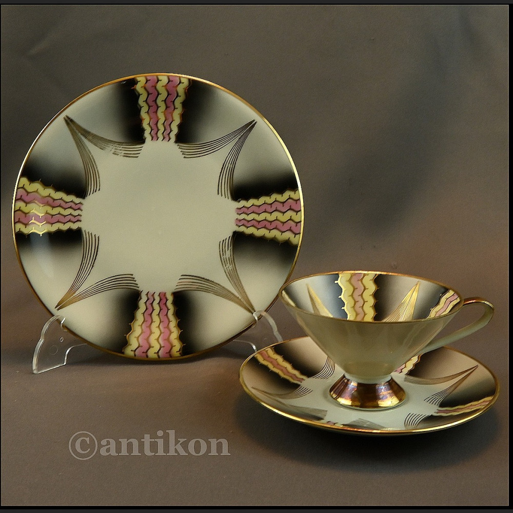 Przedwojenna filiżanka trio Przedwojenna filiżanka trio