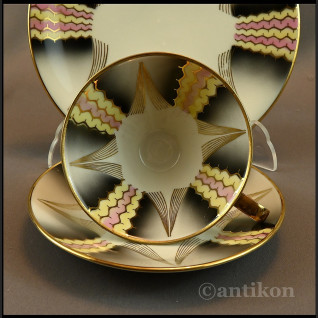 Przedwojenna filiżanka trio Przedwojenna filiżanka trio