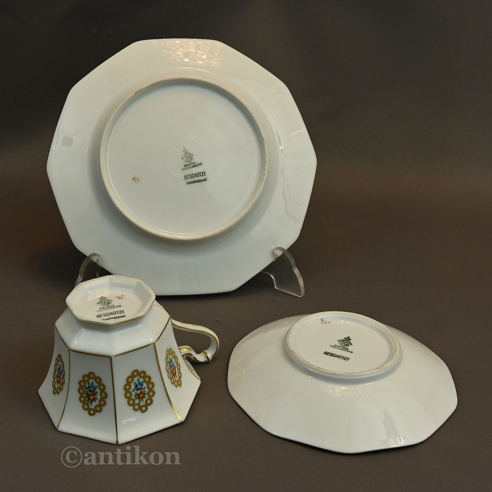 Filiżanka ręcznie malowana z ok 1903 r 