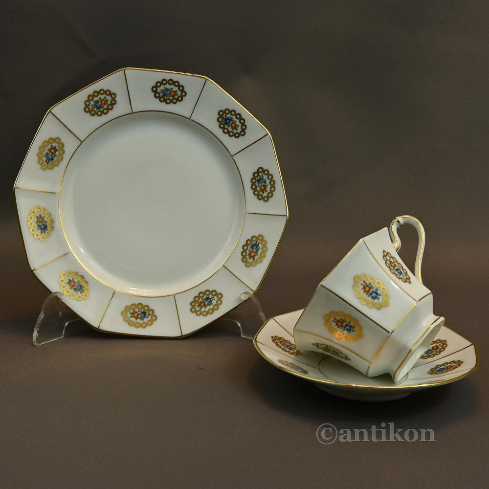 Filiżanka ręcznie malowana z ok 1903 r 