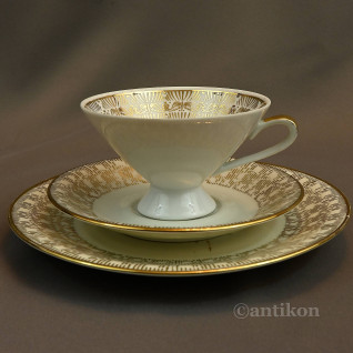 Piękna filiżanka z talerzykiem 