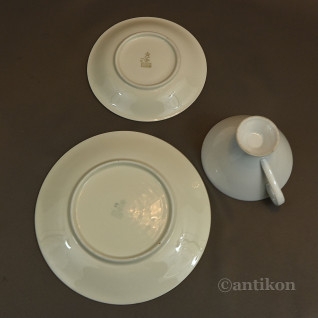 Piękna filiżanka z talerzykiem 