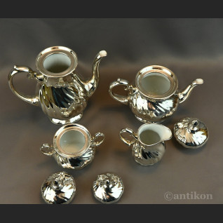 Posrebrzany serwis do kawy 