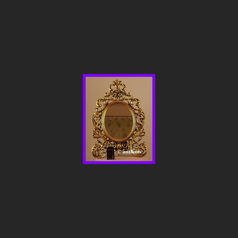 Stylowe barokowe lustro w złoconej ramie Stylowe barokowe lustro w złoconej ramie