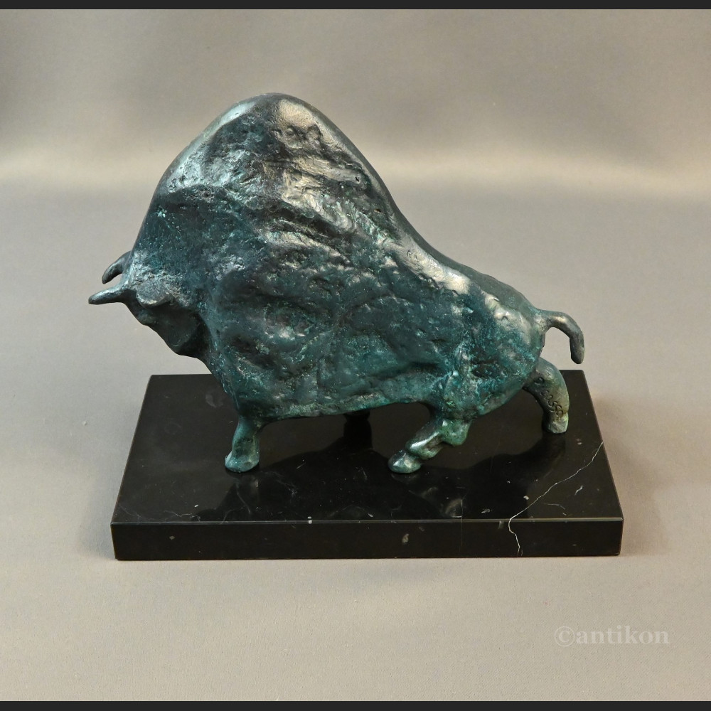 Byk rzeźba luksusowy prezent dla managera Byk rzeźba luksusowy prezent dla managera