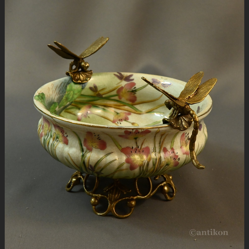 Porcelanowa patera z ważkami 