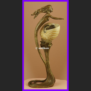 Jedyna taka kobieta z nautilusem secesyjna rzeźba Jedyna taka kobieta z nautilusem secesyjna rzeźba