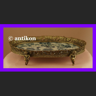 Taca wzór cebulowy okuta brązem Taca wzór cebulowy okuta brązem