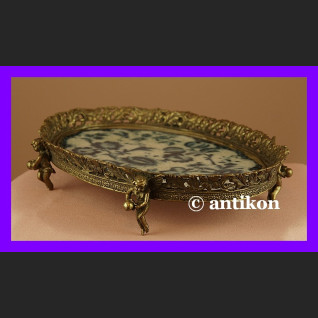 Taca wzór cebulowy okuta brązem Taca wzór cebulowy okuta brązem