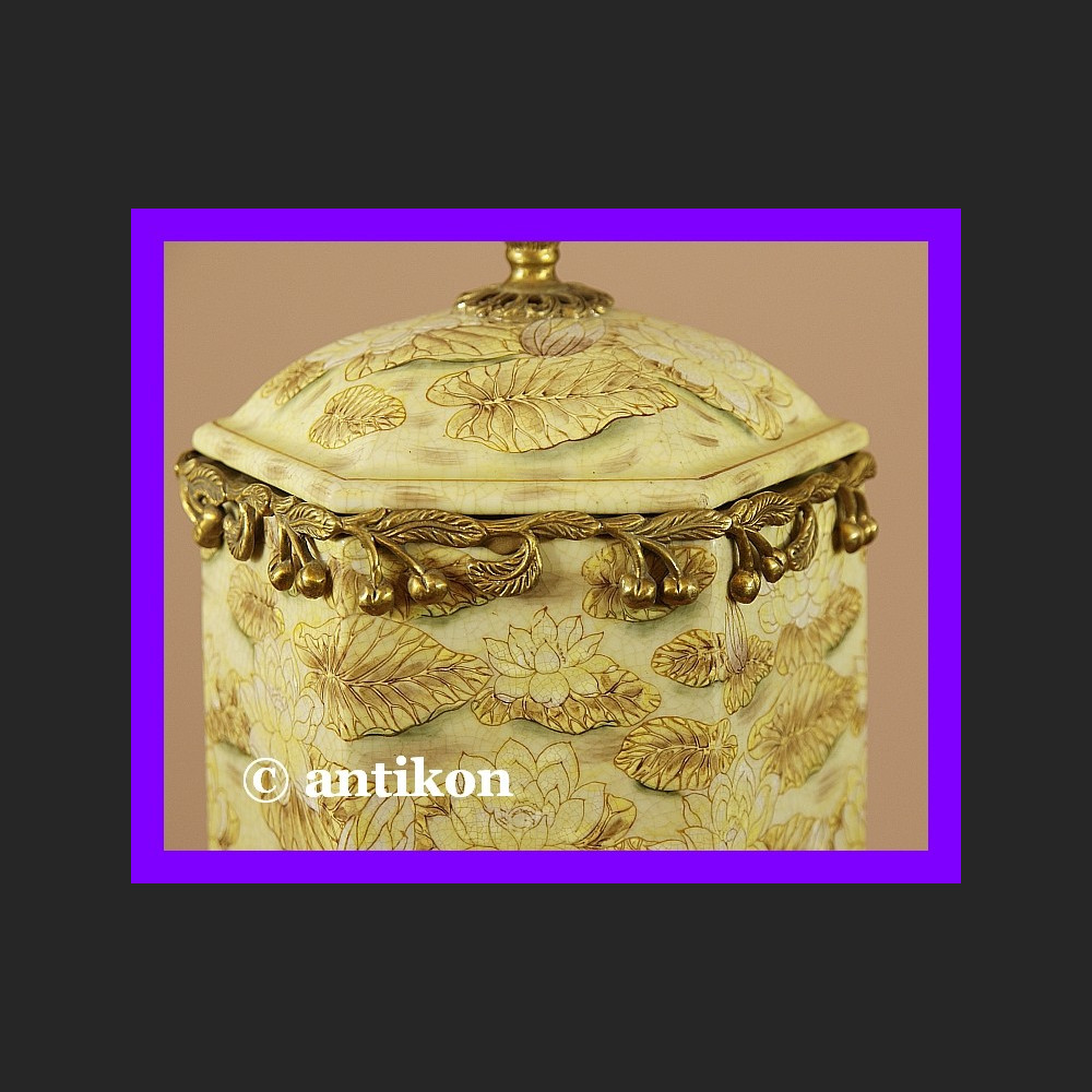 Wspaniała duża herbatnica secesja z brązem Wspaniała duża herbatnica secesja z brązem