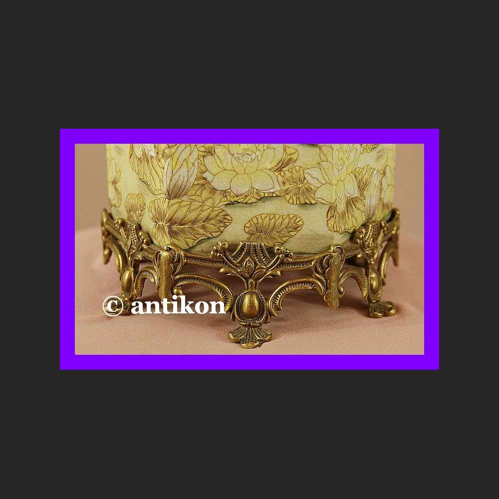 Wspaniała duża herbatnica secesja z brązem Wspaniała duża herbatnica secesja z brązem