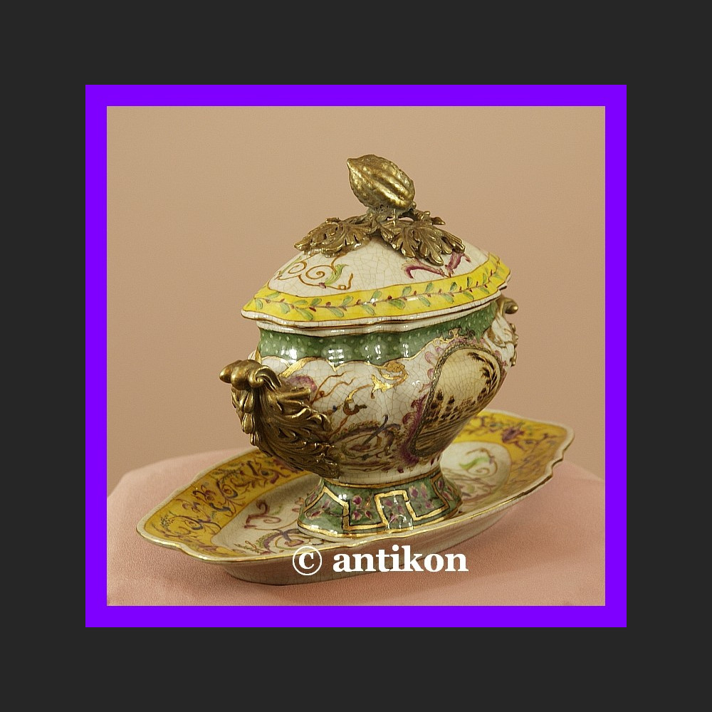 Rewelacyjna porcelanowa bombonierka z tacą Rewelacyjna porcelanowa bombonierka z tacą