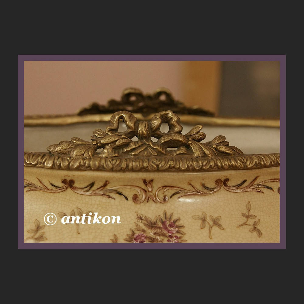 KRÓLEWSKA DUŻA PIĘKNA WAZA Z RÓŻAMI SECESJA KRÓLEWSKA DUŻA PIĘKNA WAZA Z RÓŻAMI SECESJA