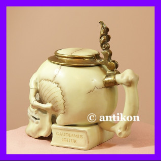 Niesamowity kufel fantastyczna czaszka Niesamowity kufel fantastyczna czaszka