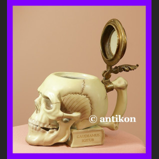 Niesamowity kufel fantastyczna czaszka Niesamowity kufel fantastyczna czaszka