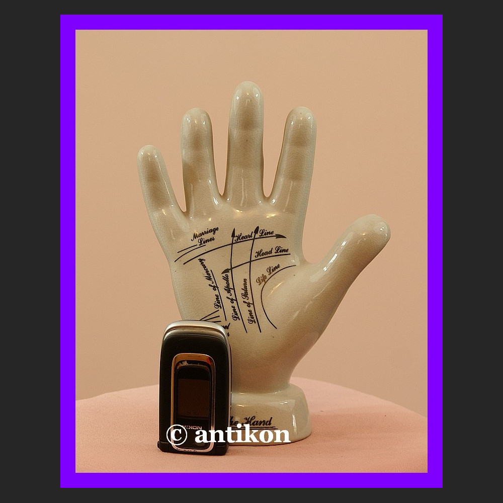 Porcelanowa dłoń dla wróżbity chiromancja kuriozum