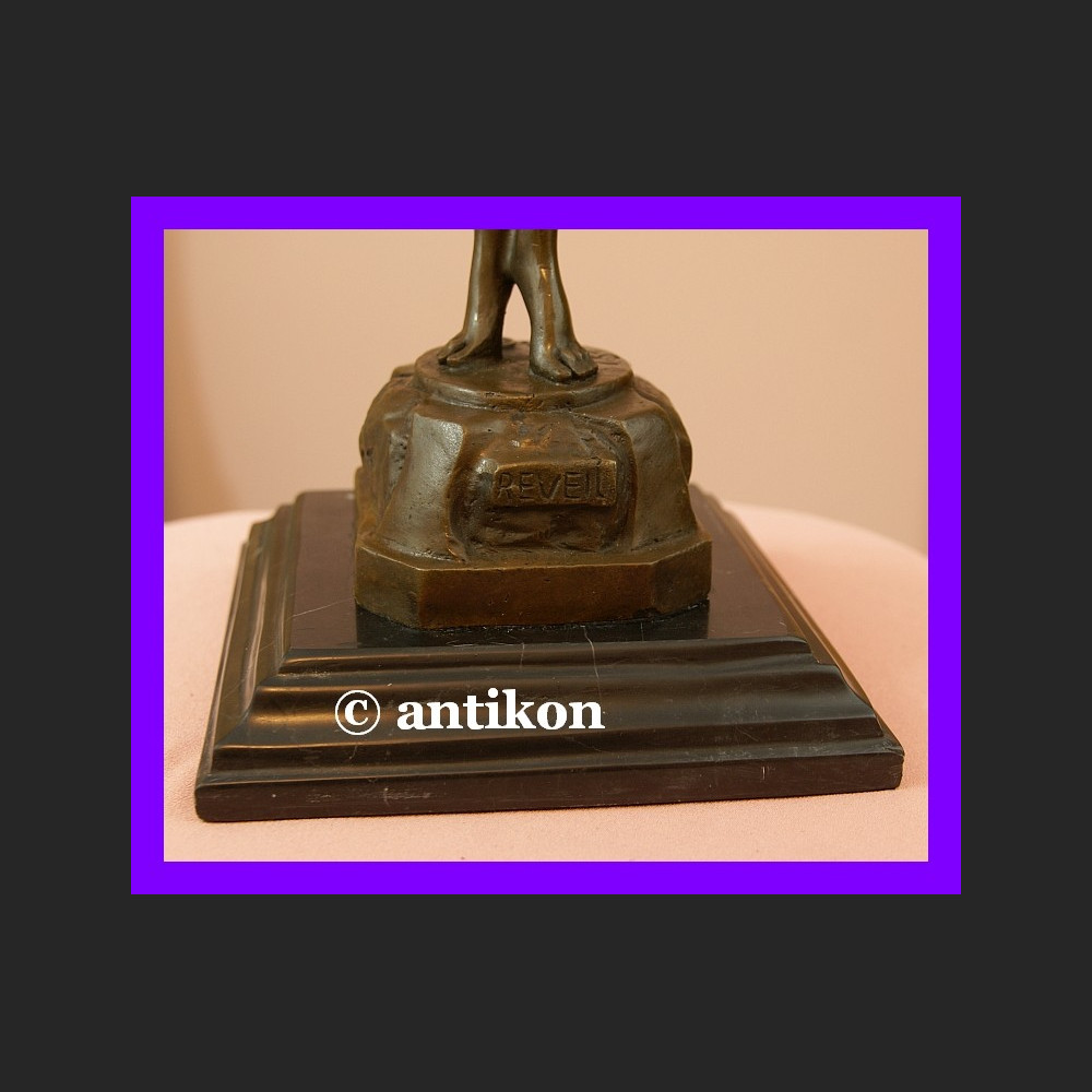 Rzeźba akt duży brąz kobieta stojąca