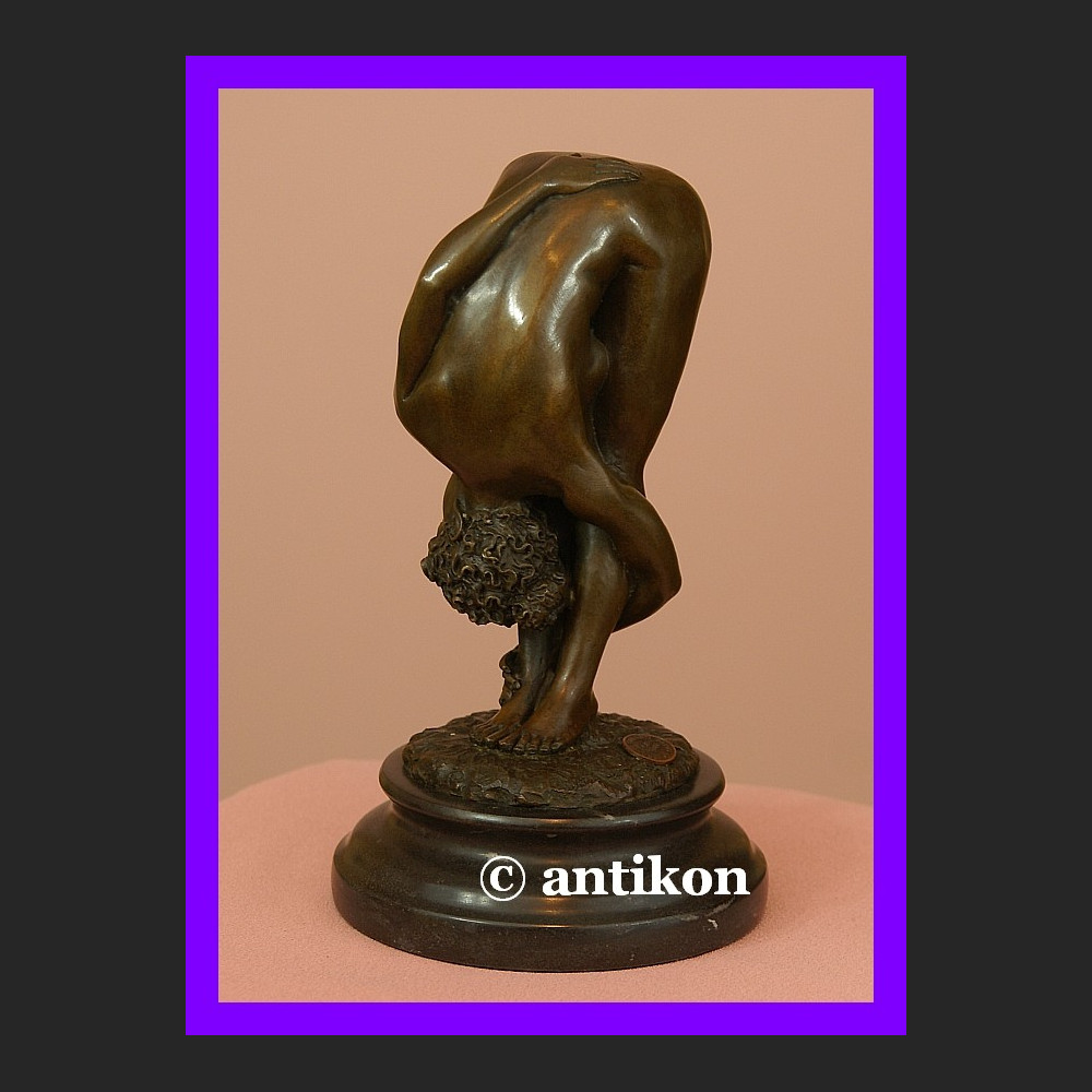 Niezwykle zmysłowy akt kobiety cudna rzeźba brąz Niezwykle zmysłowy akt kobiety cudna rzeźba brąz