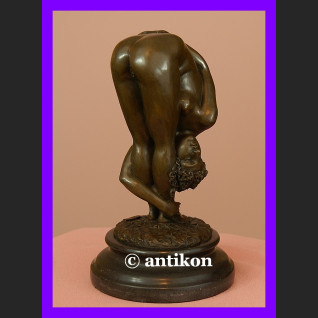 Niezwykle zmysłowy akt kobiety cudna rzeźba brąz Niezwykle zmysłowy akt kobiety cudna rzeźba brąz