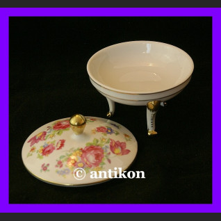 Francuska szkatułka na biżuterię porcelanowe cacko