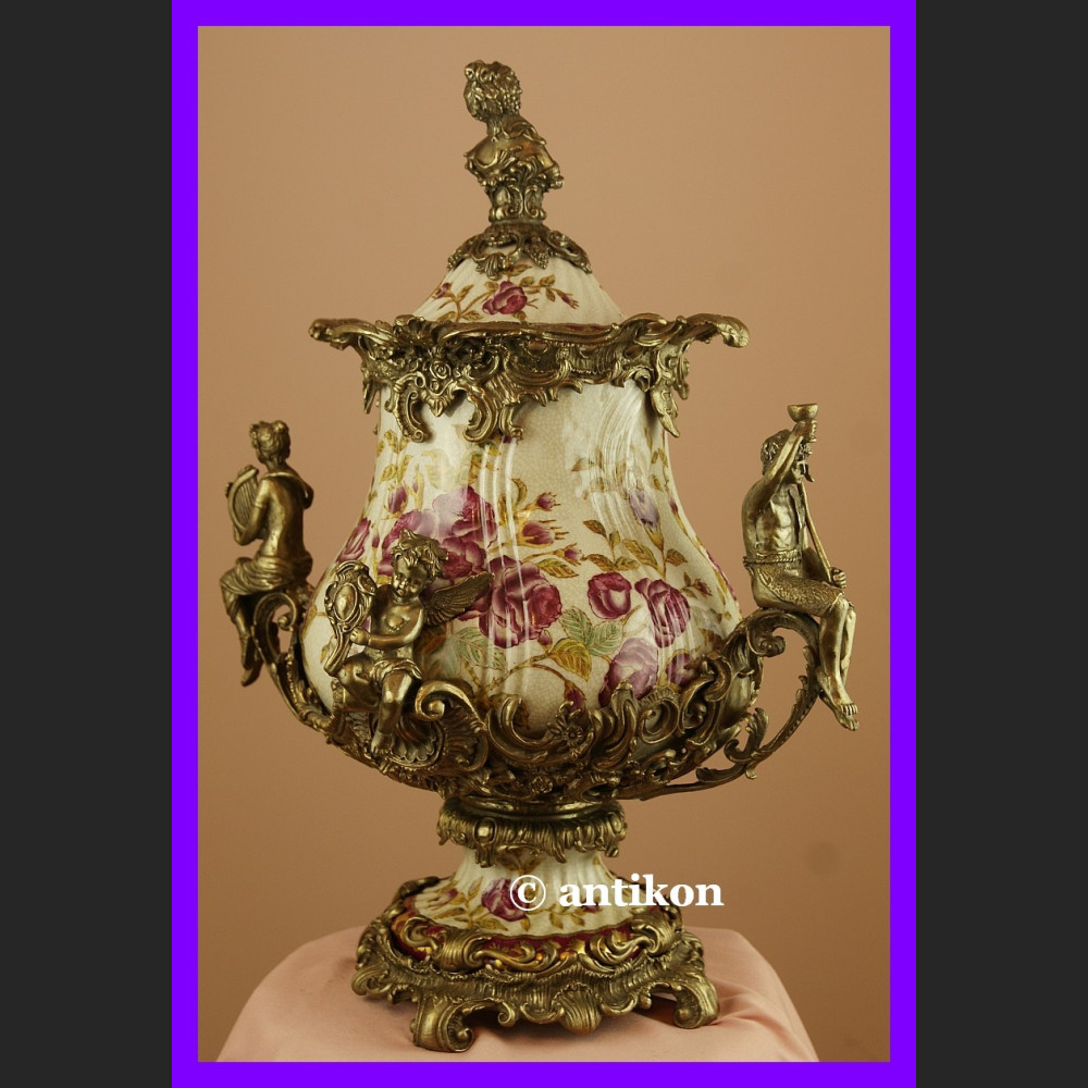 Waza z różami okuta w brąz królewska porcelana Waza z różami okuta w brąz królewska porcelana