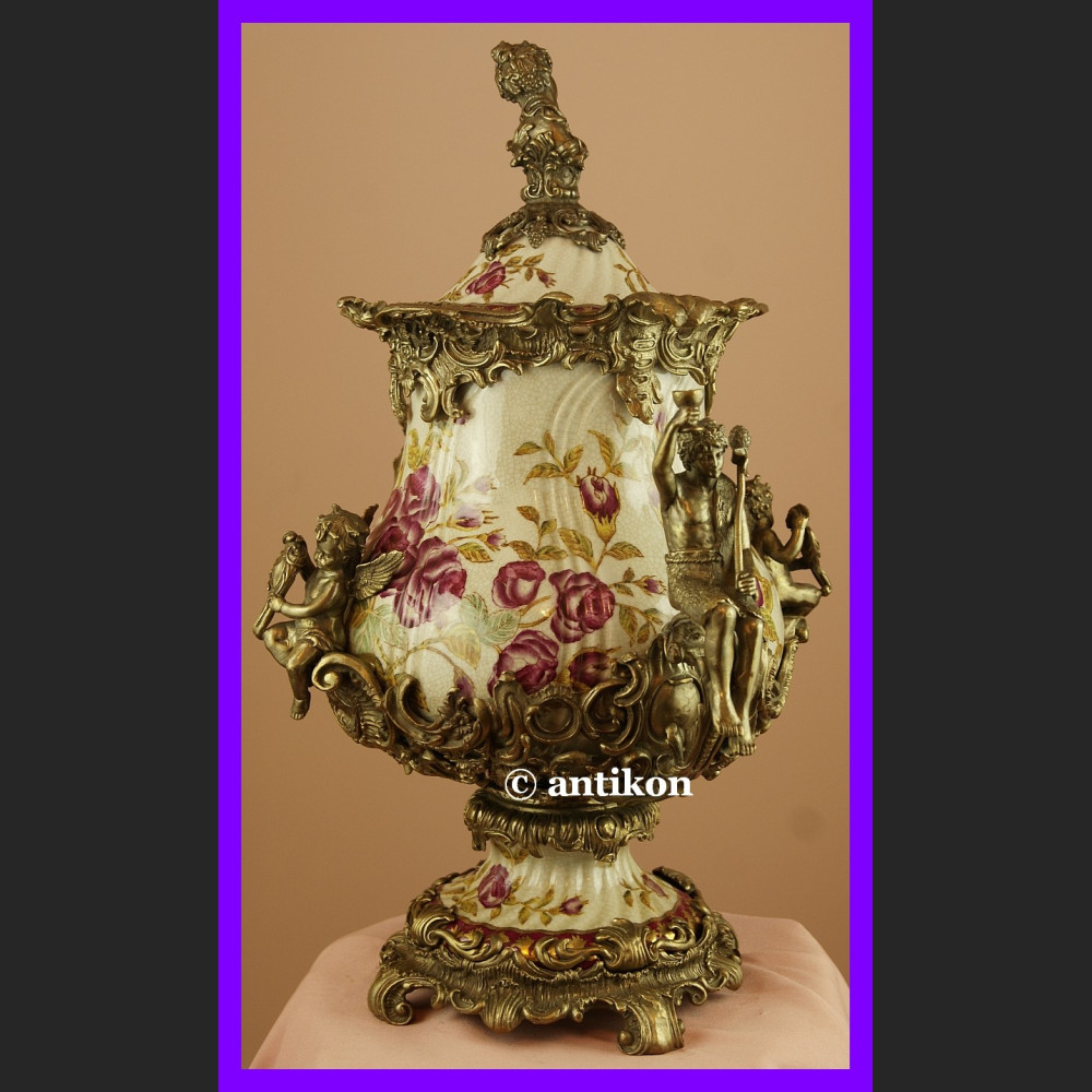 Waza z różami okuta w brąz królewska porcelana Waza z różami okuta w brąz królewska porcelana