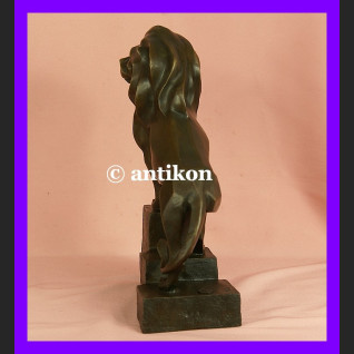 Lew rzeźba nowoczesna z brązu dostojny prezent 