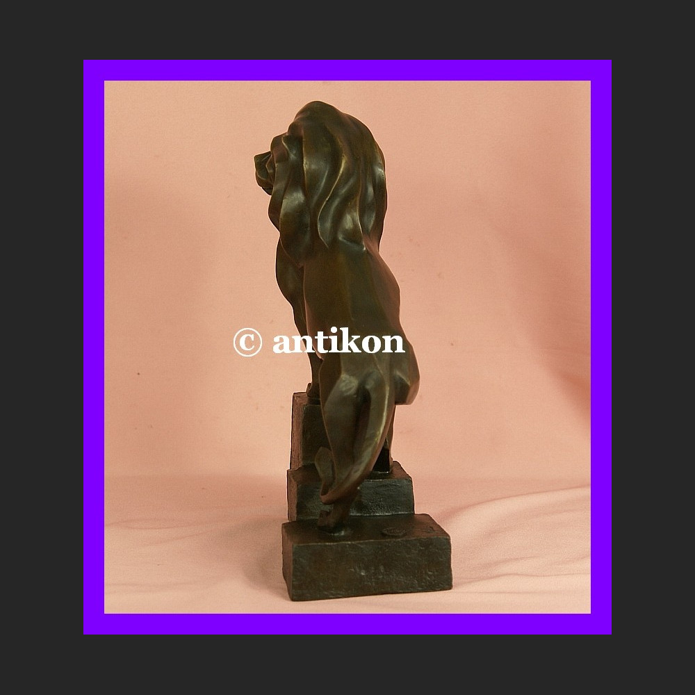 Lew rzeźba nowoczesna z brązu dostojny prezent 