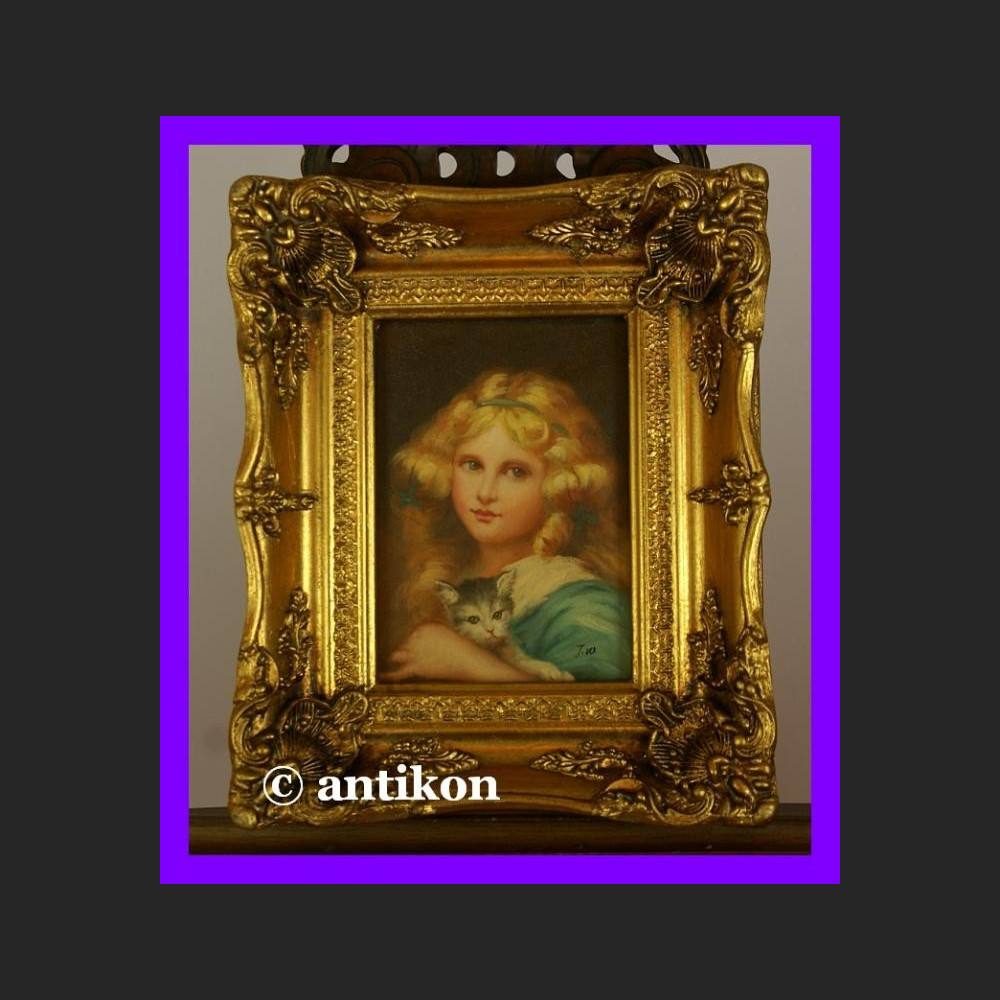 Dziewczyna z kotem cudo obraz złota gruba rama Dziewczyna z kotem cudo obraz złota gruba rama
