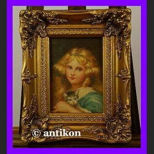 Dziewczyna z kotem cudo obraz złota gruba rama Dziewczyna z kotem cudo obraz złota gruba rama