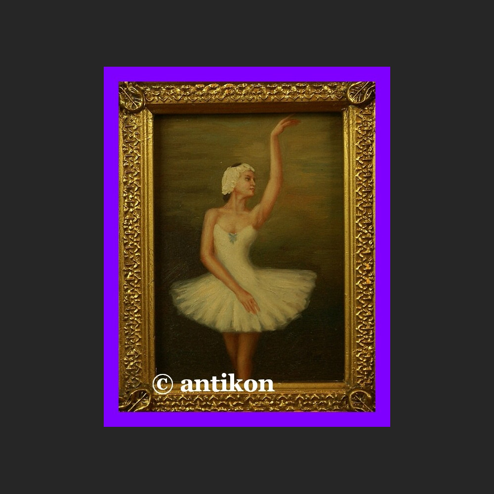 Zwiewna baletnica obraz złocona płatkowo rama