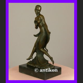 Tancerka akt z brązu Art Deco 