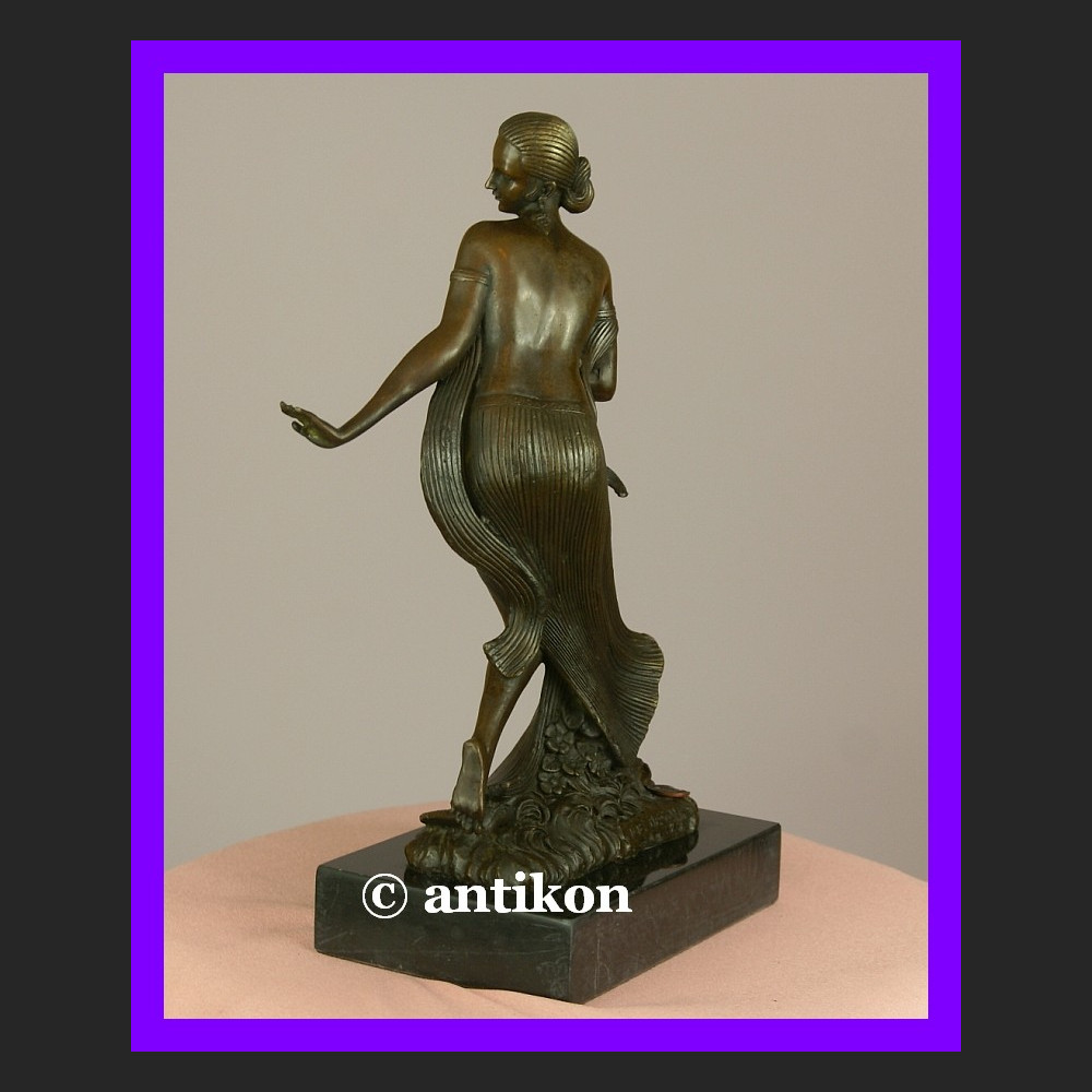 Tancerka akt z brązu Art Deco 