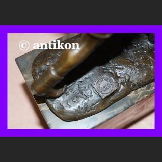 Pięściarze boks rzeźba brąz walczący bokserzy  Pięściarze boks rzeźba brąz walczący bokserzy