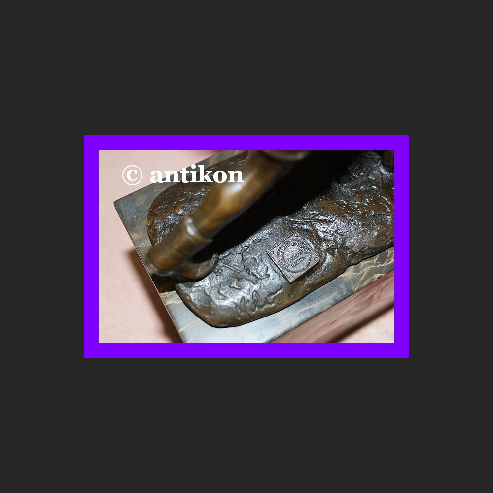 Pięściarze boks rzeźba brąz walczący bokserzy  Pięściarze boks rzeźba brąz walczący bokserzy