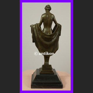 Piękna kobieta akt z brązu rzeźba Art Deco Piękna kobieta akt z brązu rzeźba Art Deco