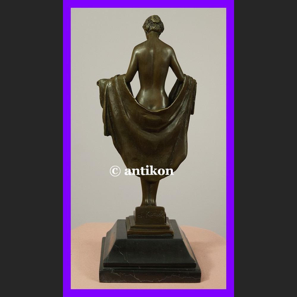 Piękna kobieta akt z brązu rzeźba Art Deco Piękna kobieta akt z brązu rzeźba Art Deco