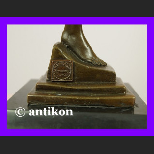 Piękna kobieta akt z brązu rzeźba Art Deco Piękna kobieta akt z brązu rzeźba Art Deco