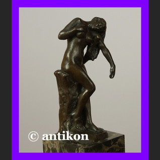 Córka Niobe akt z brązu przepiękna sygnowana rzeźba Córka Niobe akt z brązu przepiękna sygnowana rzeźba