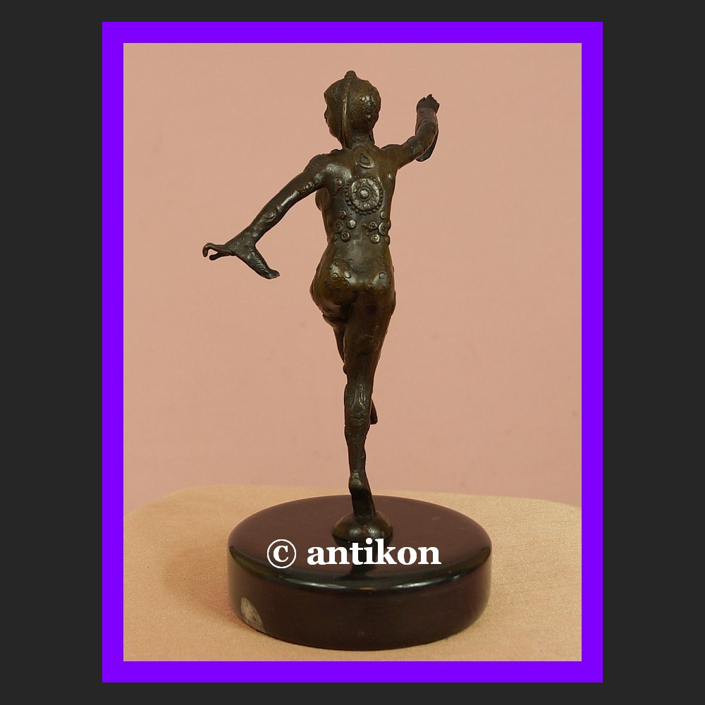 Śliczna tancerka z brązu rzeźba Art Deco